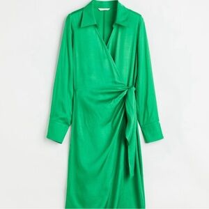 New With Tags | V-Neck Satin wrap dress